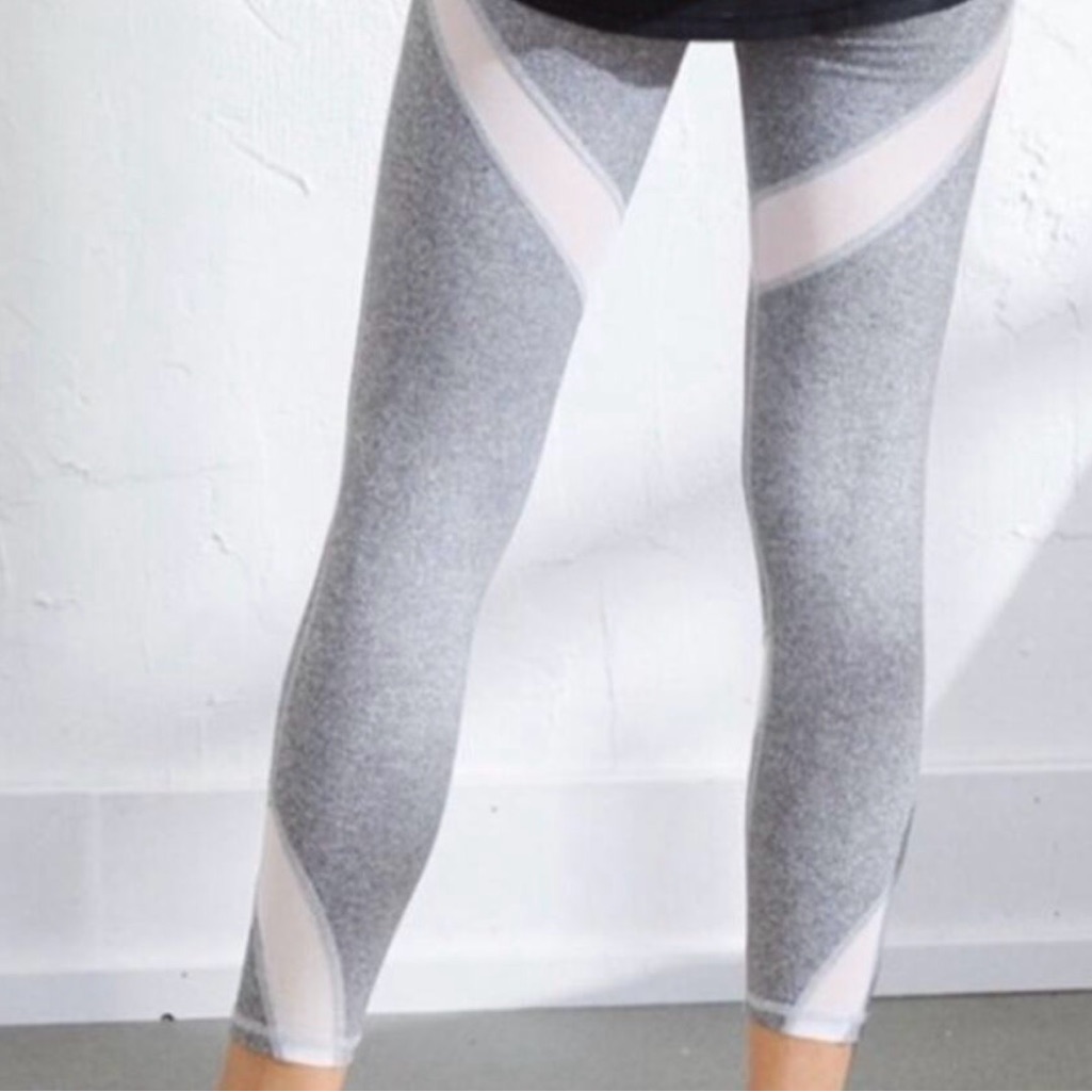 Aerie Chill Play Move Cropped Legging